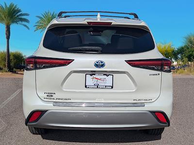 Used 2020 Toyota Highlander Platinum for sale #SEA04110B - photo 2