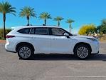 2020 Toyota Highlander FWD SUV for sale #SEA04110B - photo 7