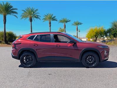 Used 2024 Chevrolet Trax - photo 1