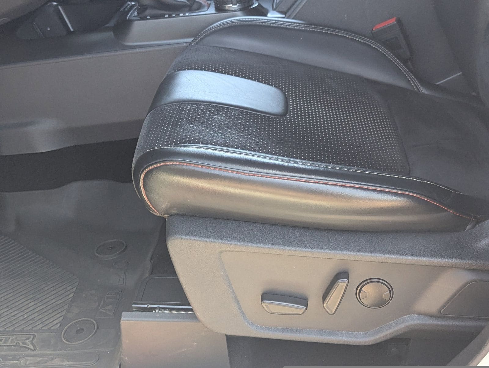Used 2024 Ford Bronco - photo 12