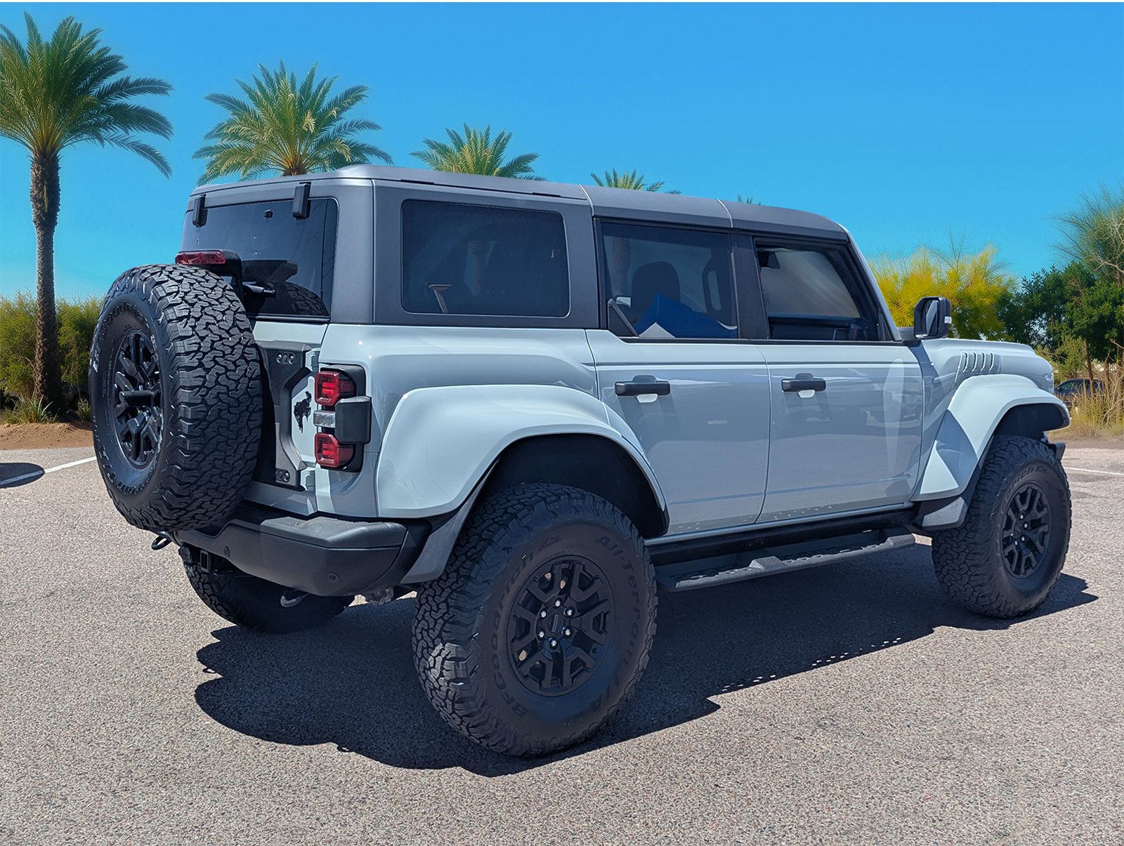 Used 2024 Ford Bronco - photo 31
