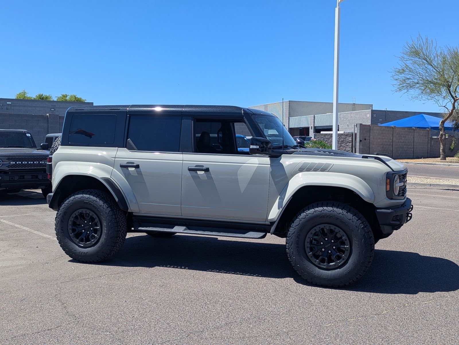 New 2025 Ford Bronco - photo 29