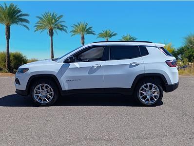 Used 2024 Jeep Compass - photo 1