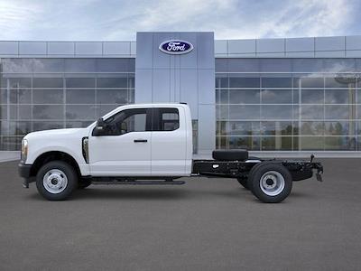 New 2026 Ford F-350 Super Cab Cab Chassis for sale #TED74231 - photo 2