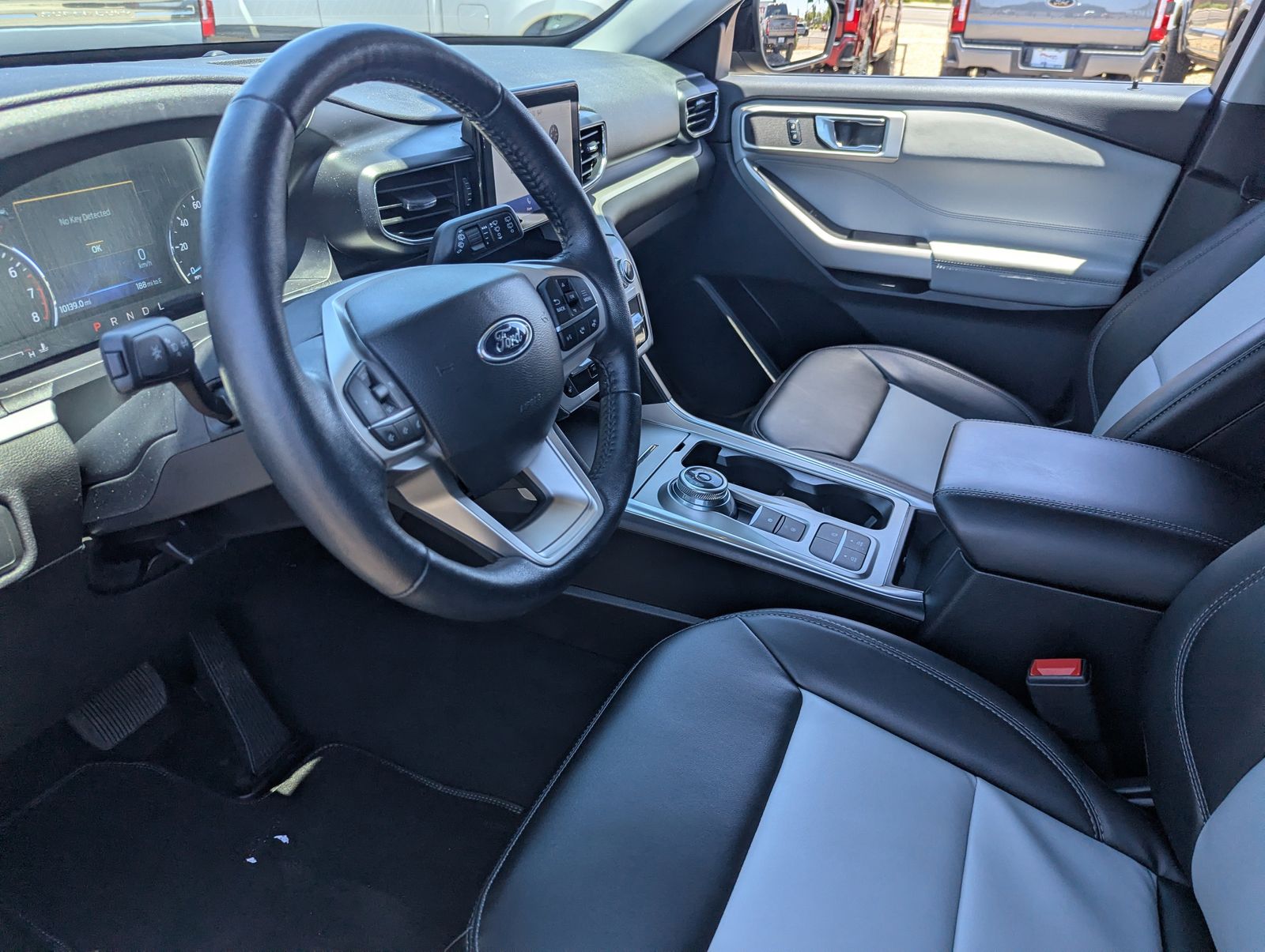 Used 2022 Ford Explorer - photo 27