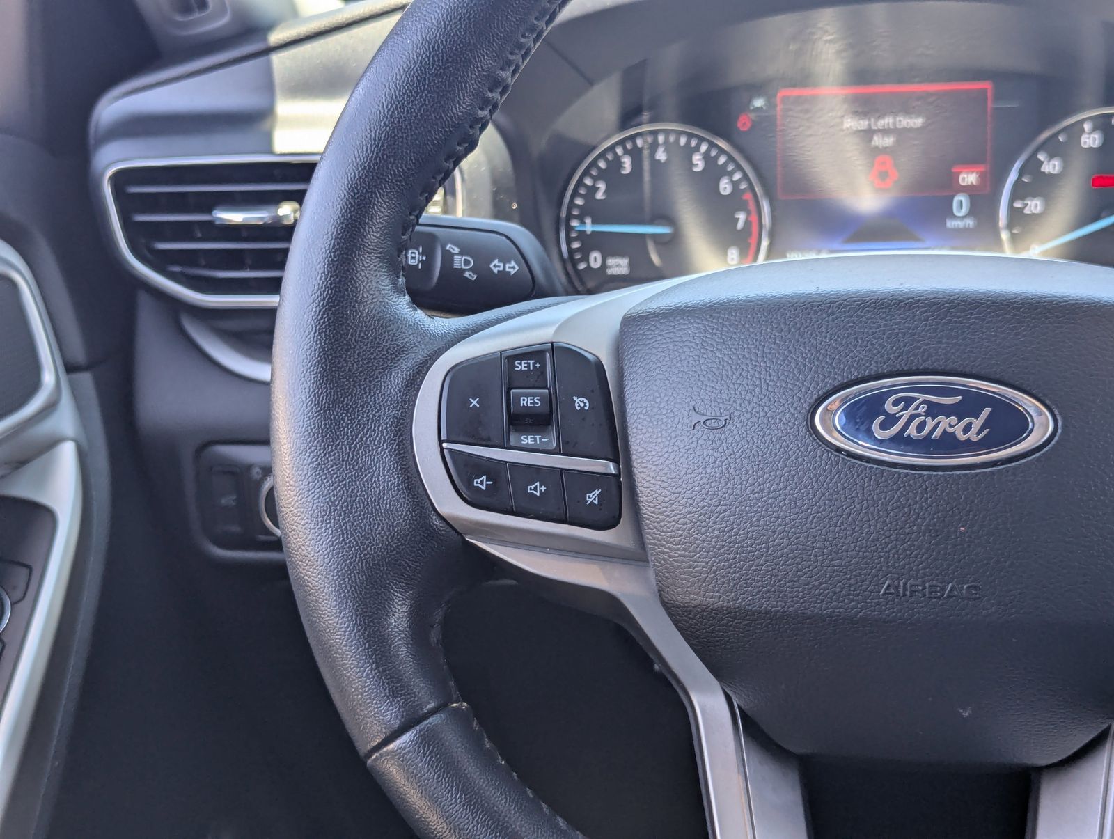 Used 2023 Ford Explorer - photo 19