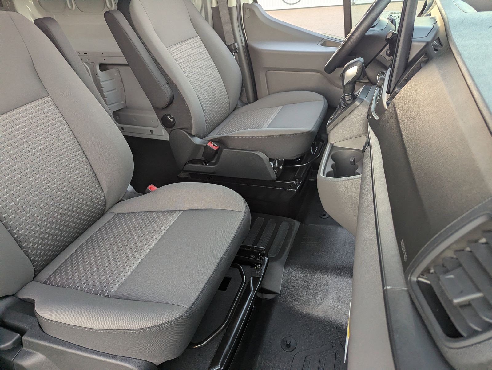 New 2026 Ford Transit 350 - photo 8