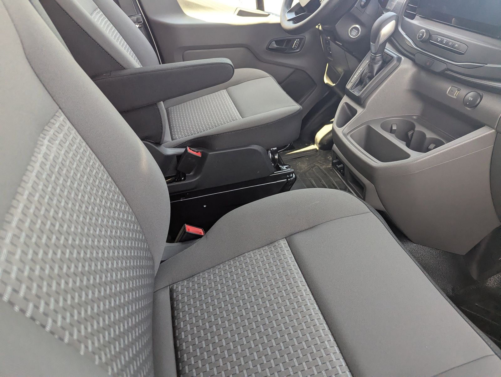 New 2026 Ford Transit 250 - photo 43