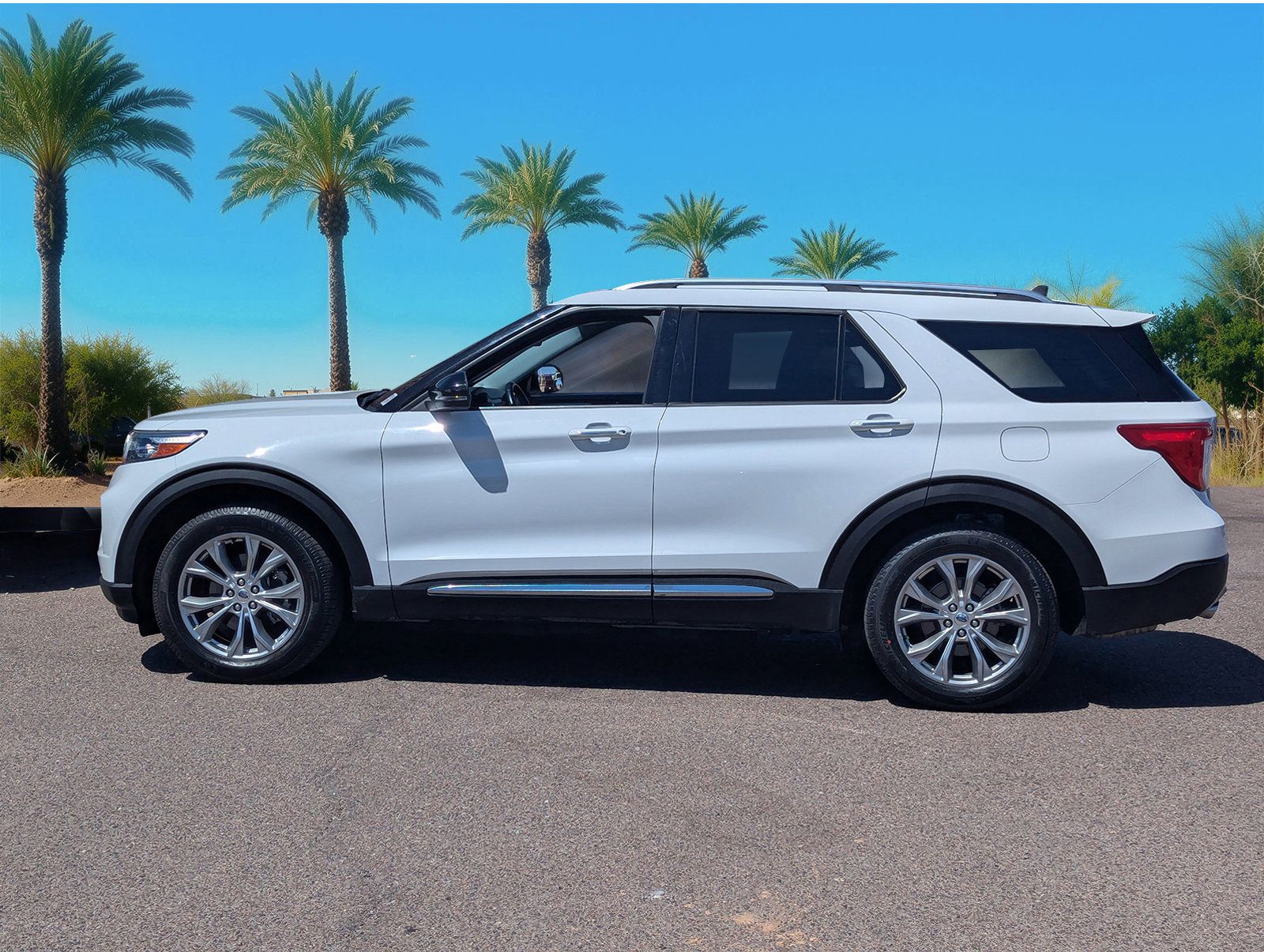 Used 2021 Ford Explorer - photo 28