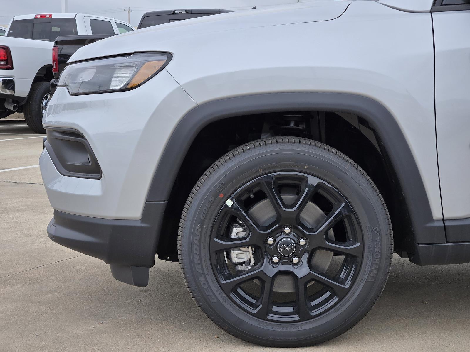 New 2026 Jeep Compass - photo 7