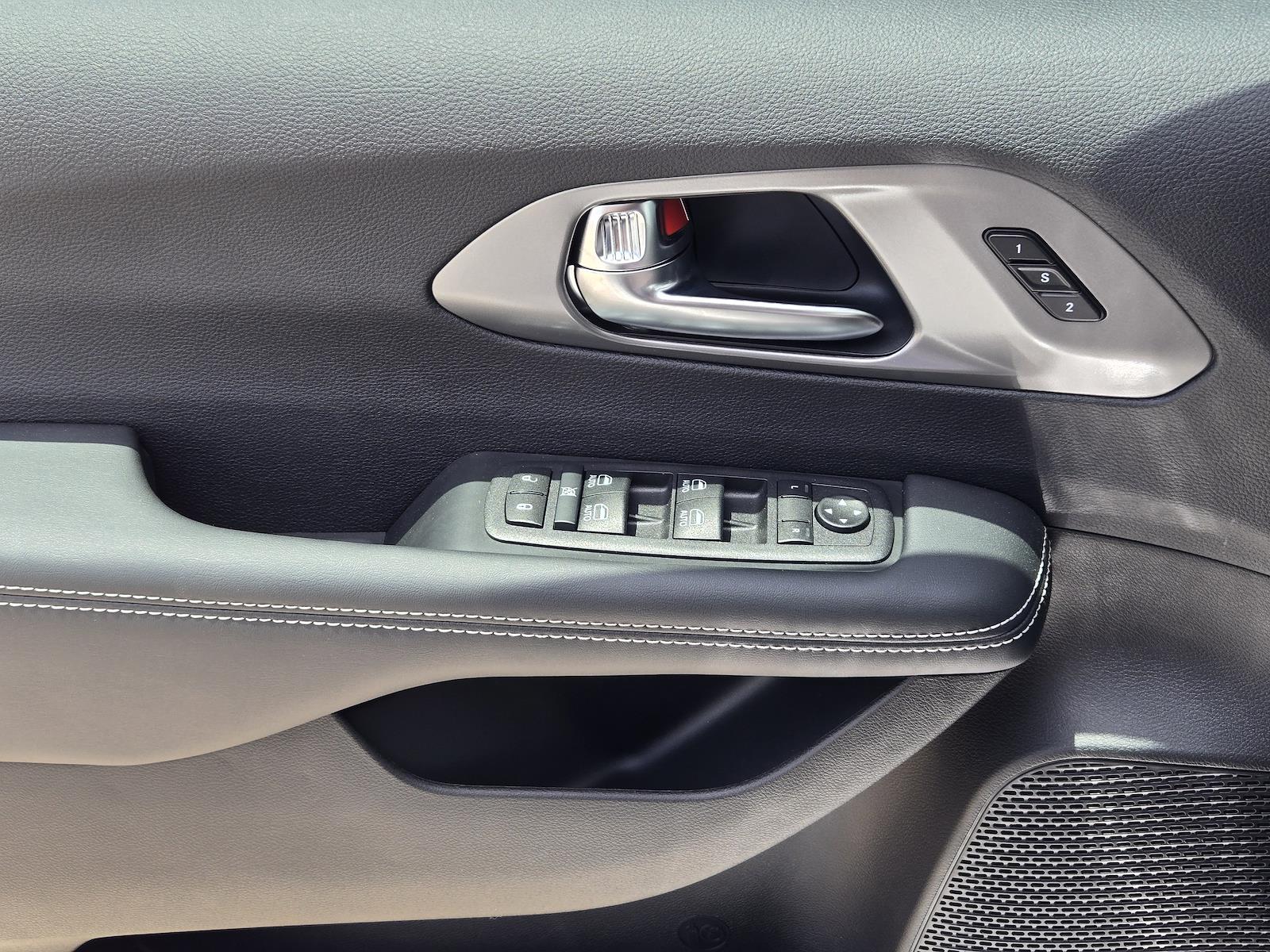 New 2026 Chrysler Pacifica - photo 19