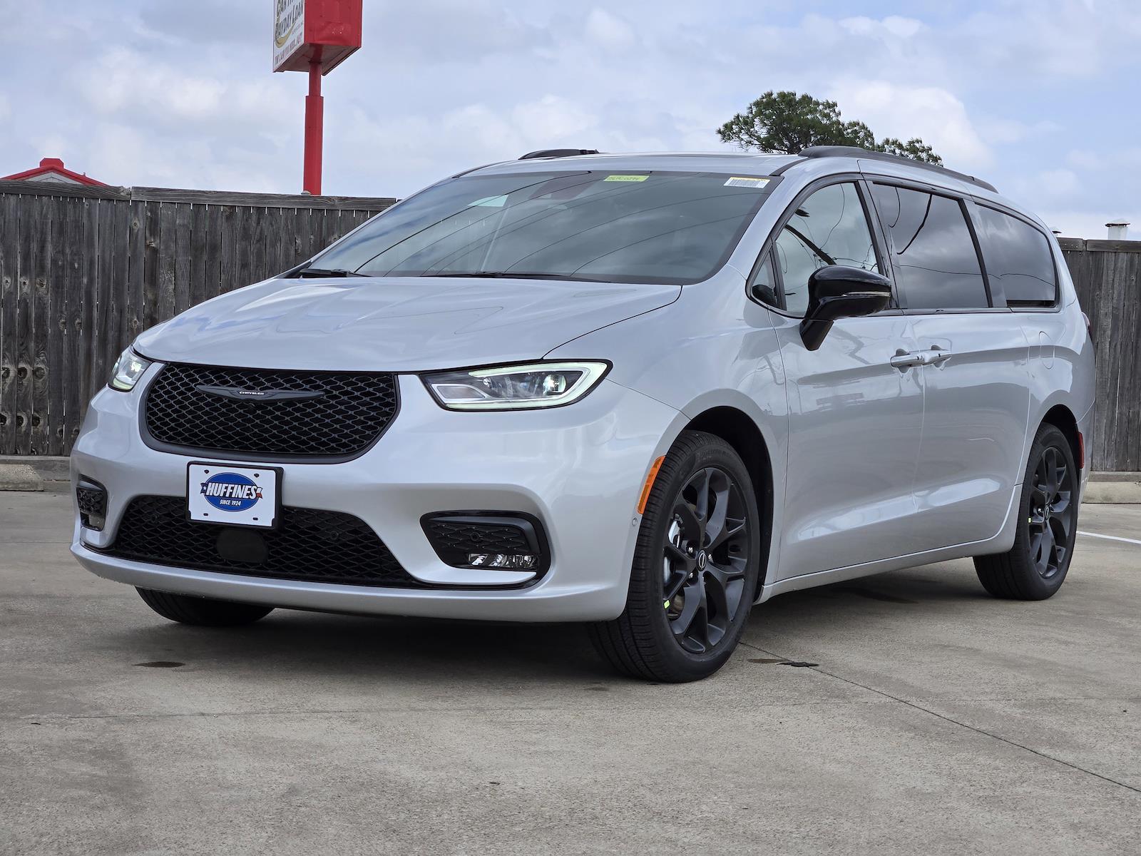 New 2026 Chrysler Pacifica - photo 5
