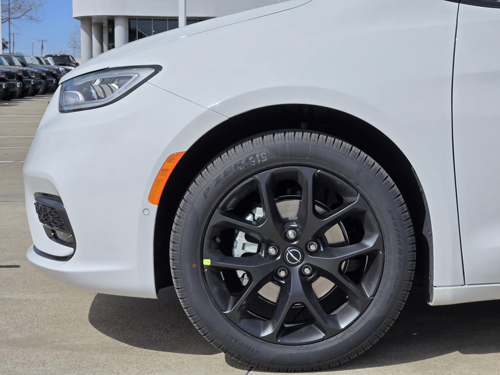 New 2026 Chrysler Pacifica - photo 7