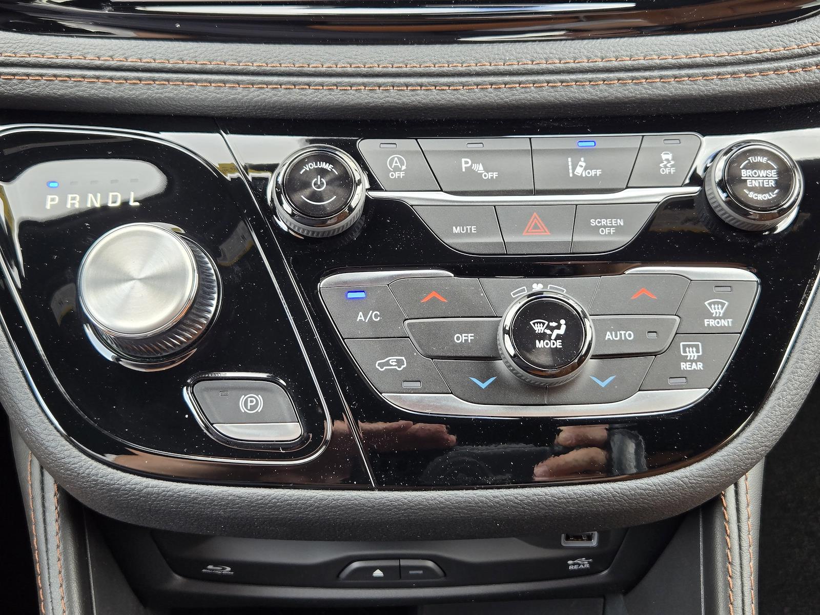 New 2026 Chrysler Pacifica - photo 17