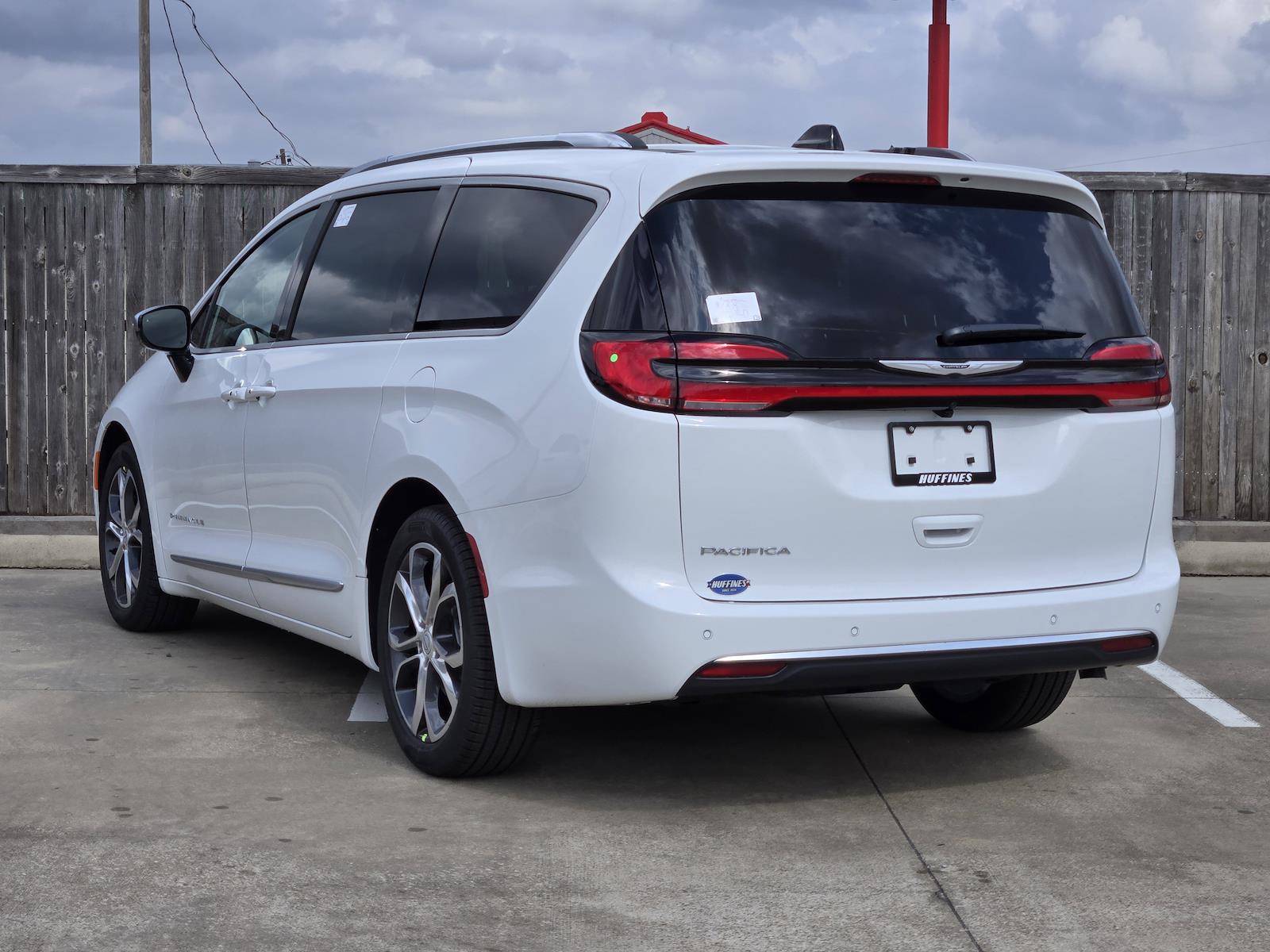 New 2026 Chrysler Pacifica - photo 6