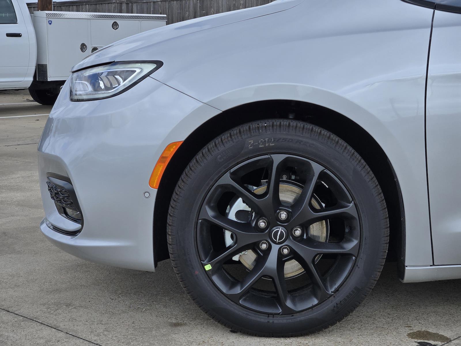 New 2026 Chrysler Pacifica - photo 7