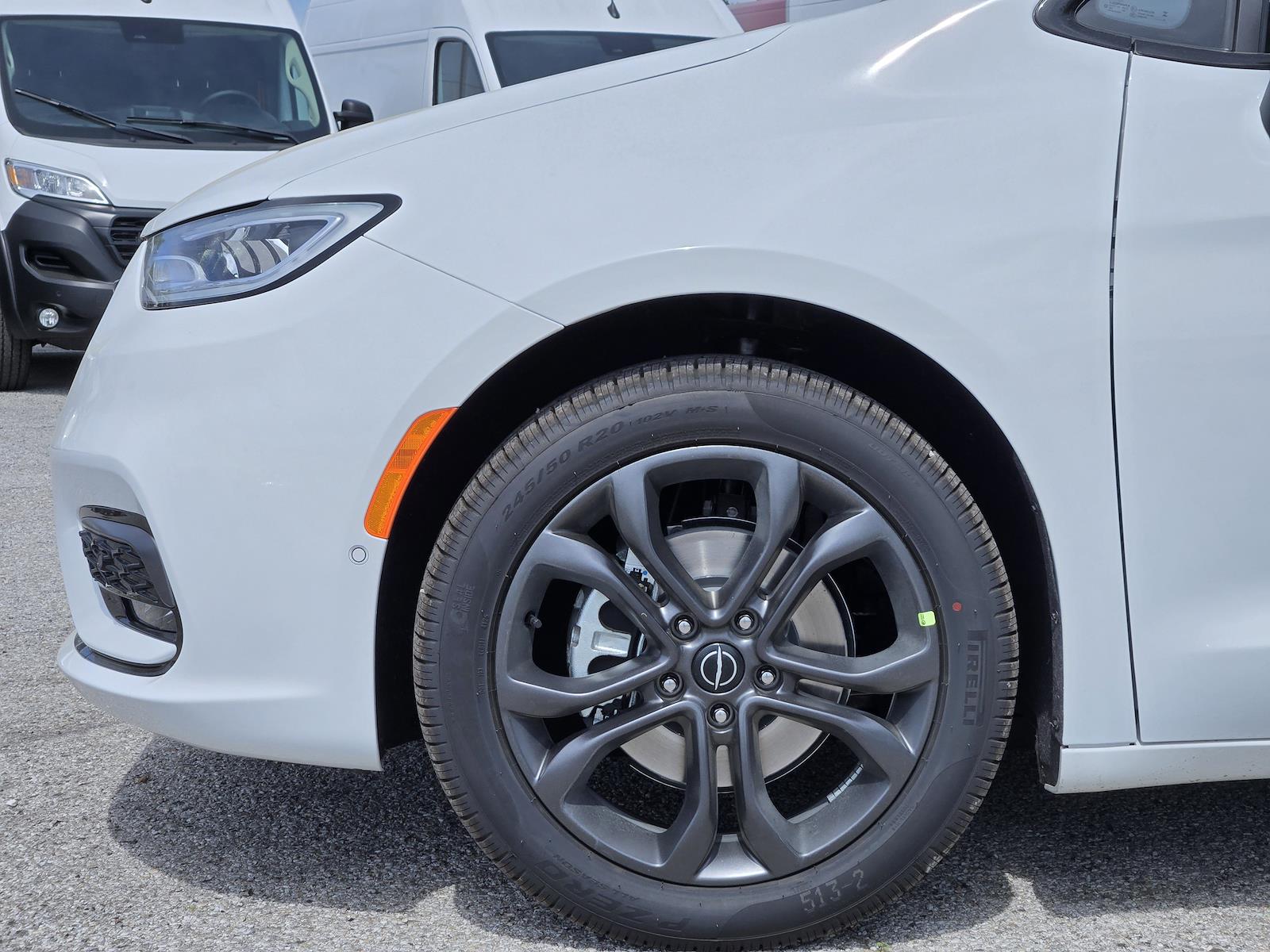 New 2026 Chrysler Pacifica - photo 7