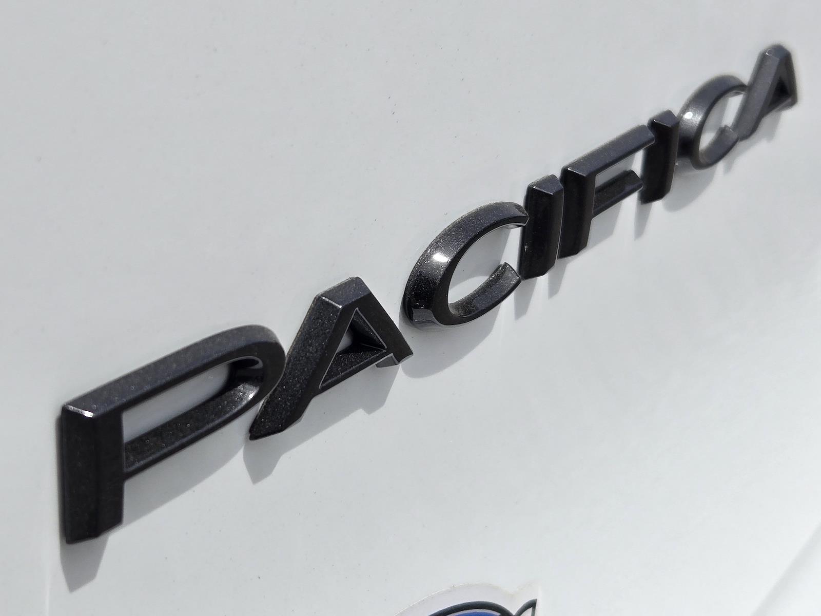 New 2026 Chrysler Pacifica - photo 9