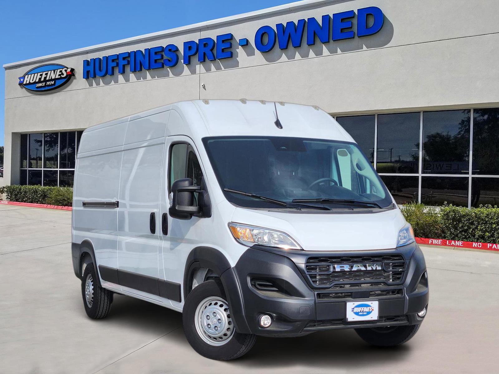 Used 2025 Ram ProMaster 2500 - photo 1
