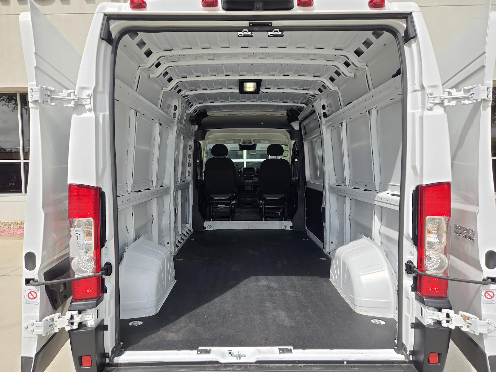 Used 2025 Ram ProMaster 2500 - photo 32