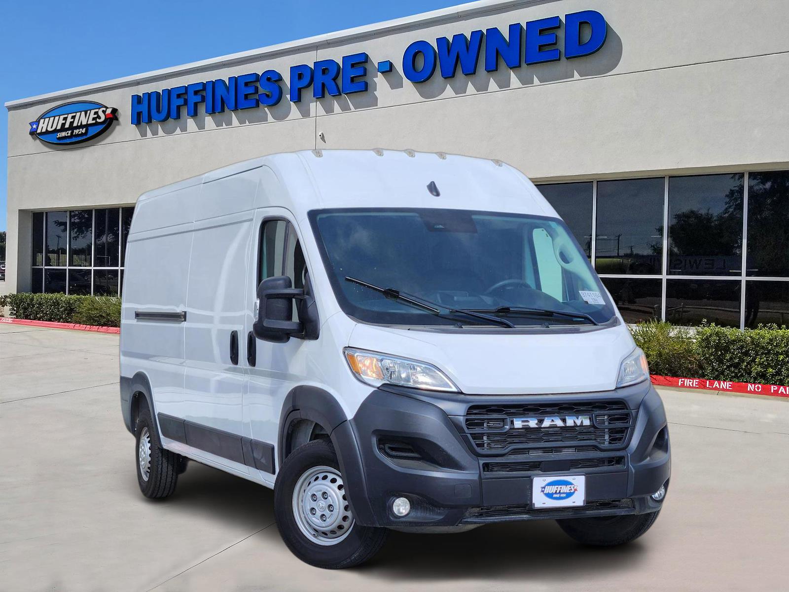 Used 2025 Ram ProMaster 2500 - photo 1