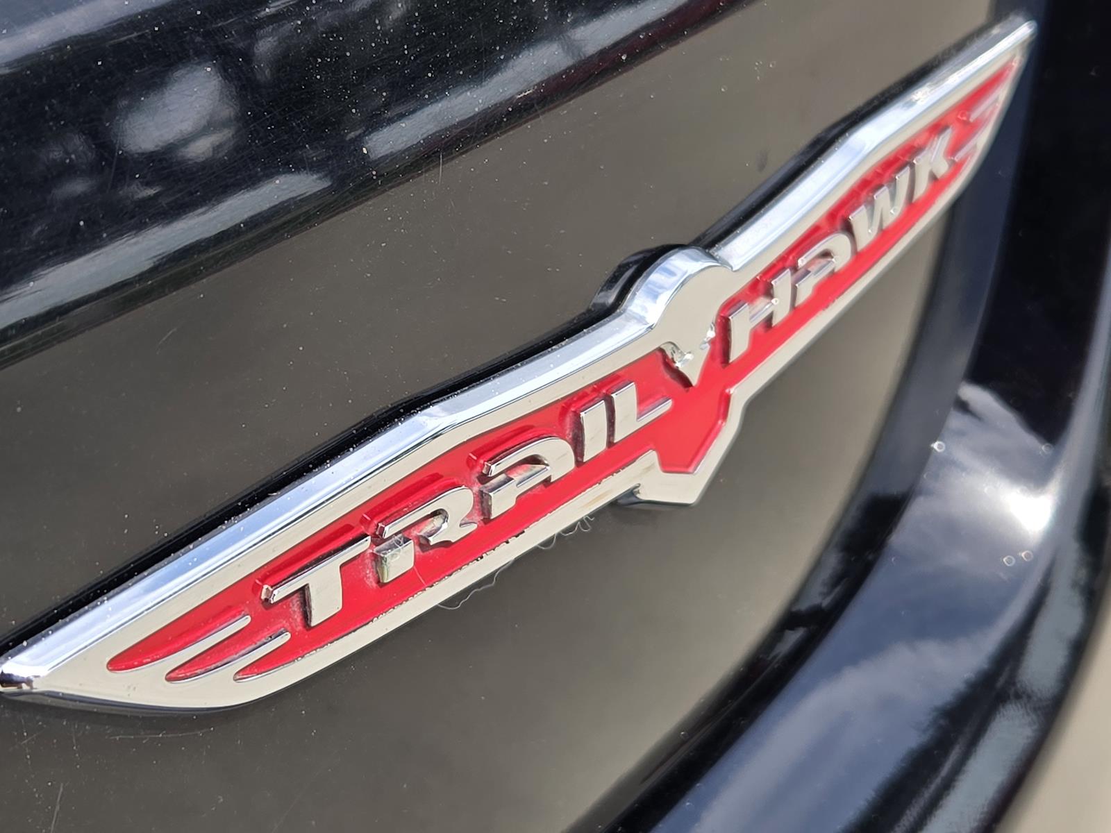 Used 2018 Jeep Compass - photo 12