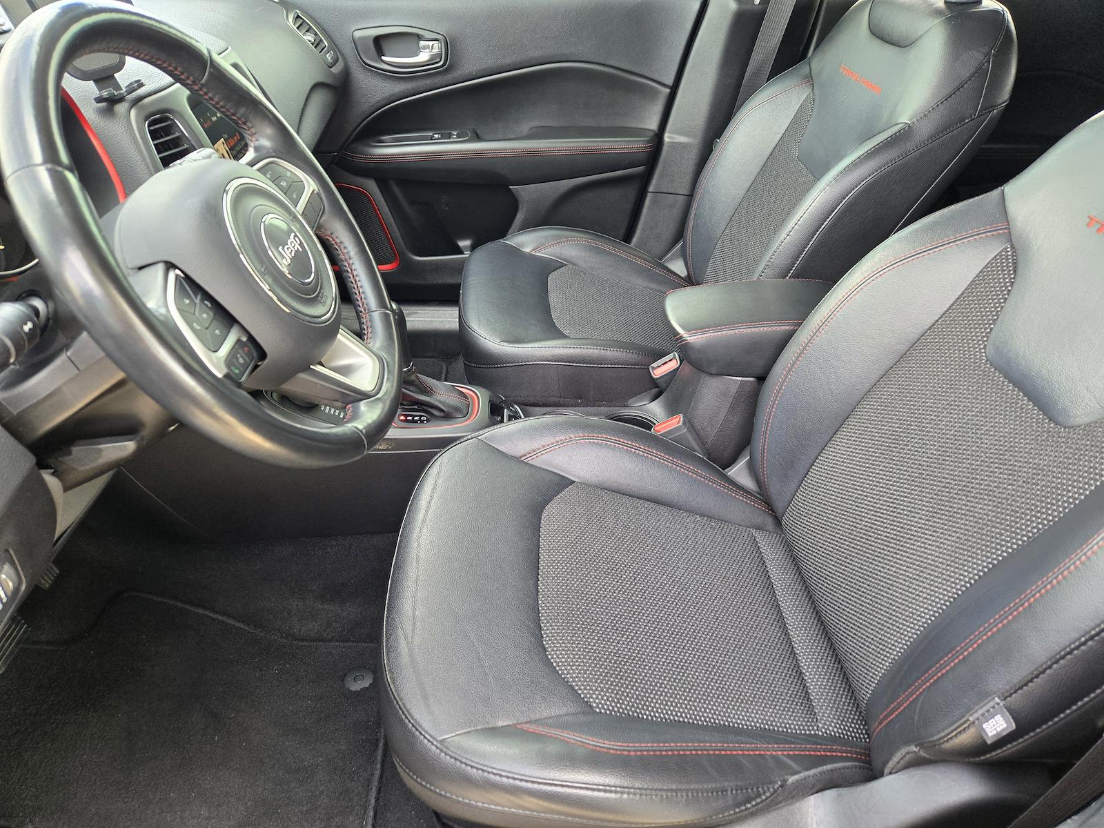 Used 2018 Jeep Compass - photo 15