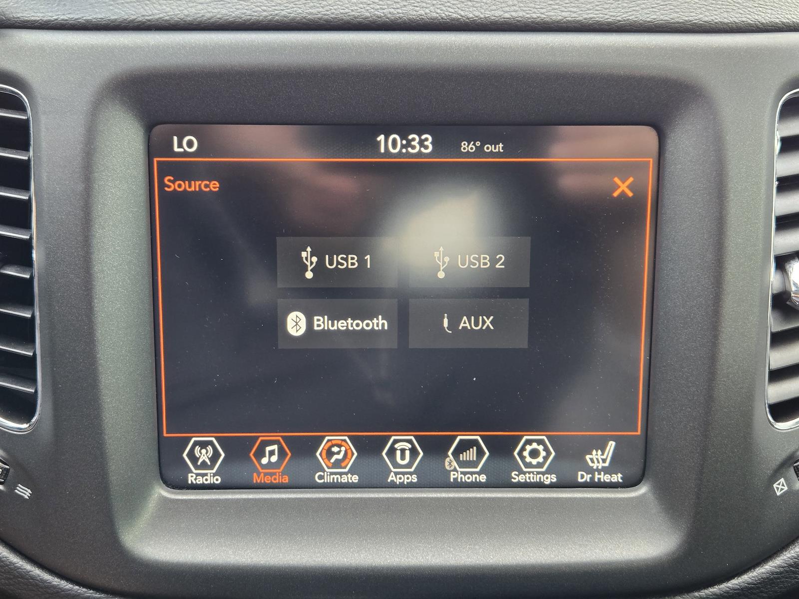 Used 2018 Jeep Compass - photo 19