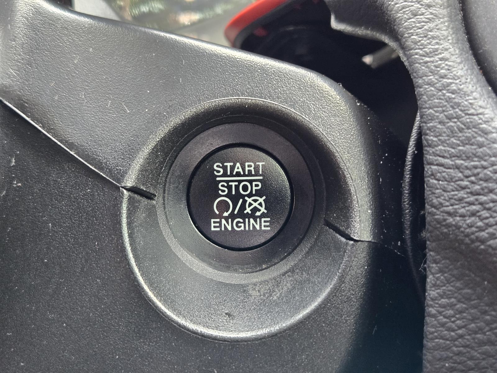 Used 2018 Jeep Compass - photo 27