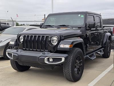 Used 2022 Jeep Gladiator - photo 1