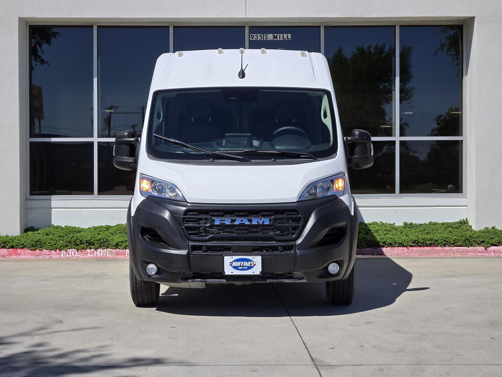 Used 2025 Ram ProMaster 2500 - photo 5