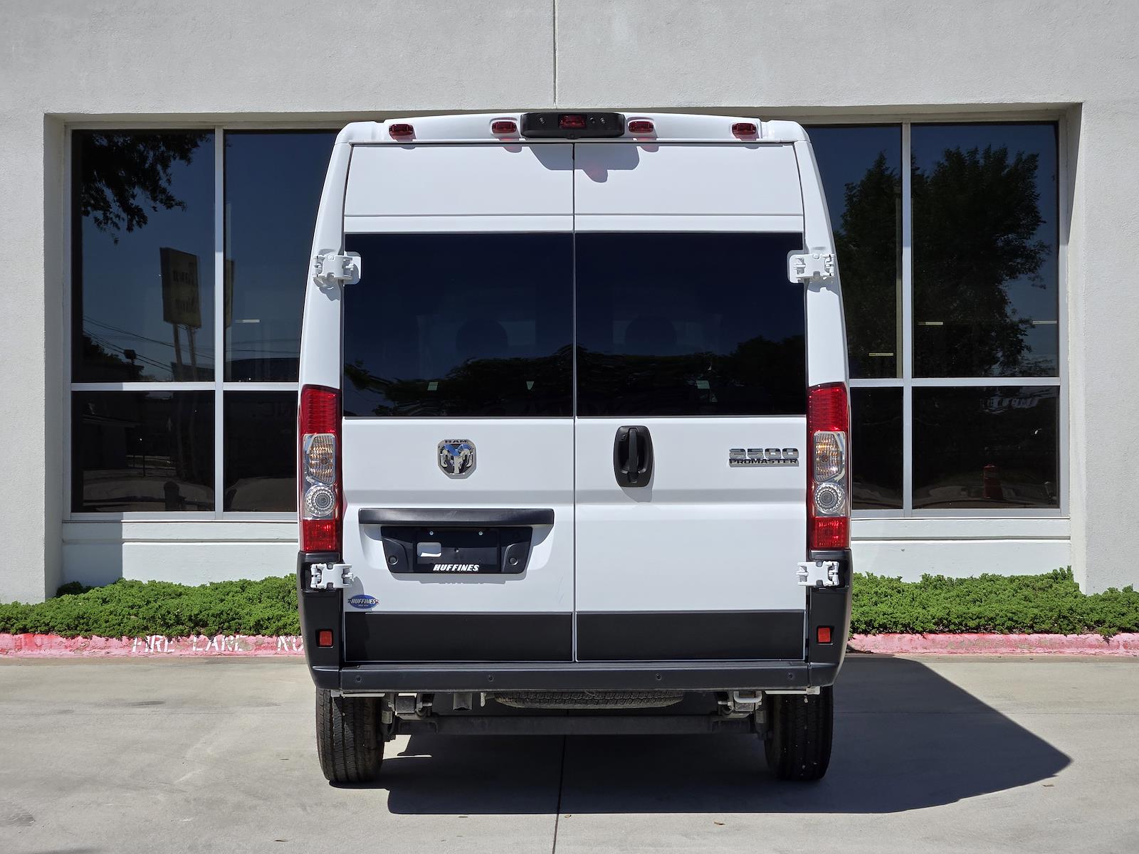 Used 2025 Ram ProMaster 2500 - photo 9
