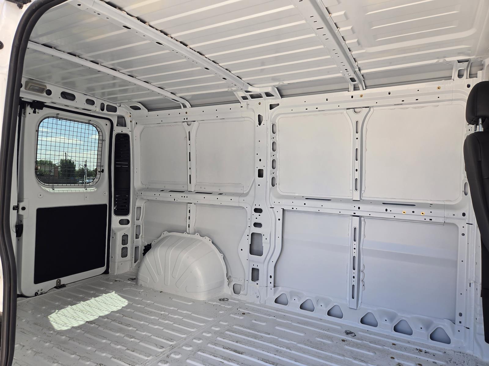 Used 2025 Ram ProMaster 2500 - photo 29