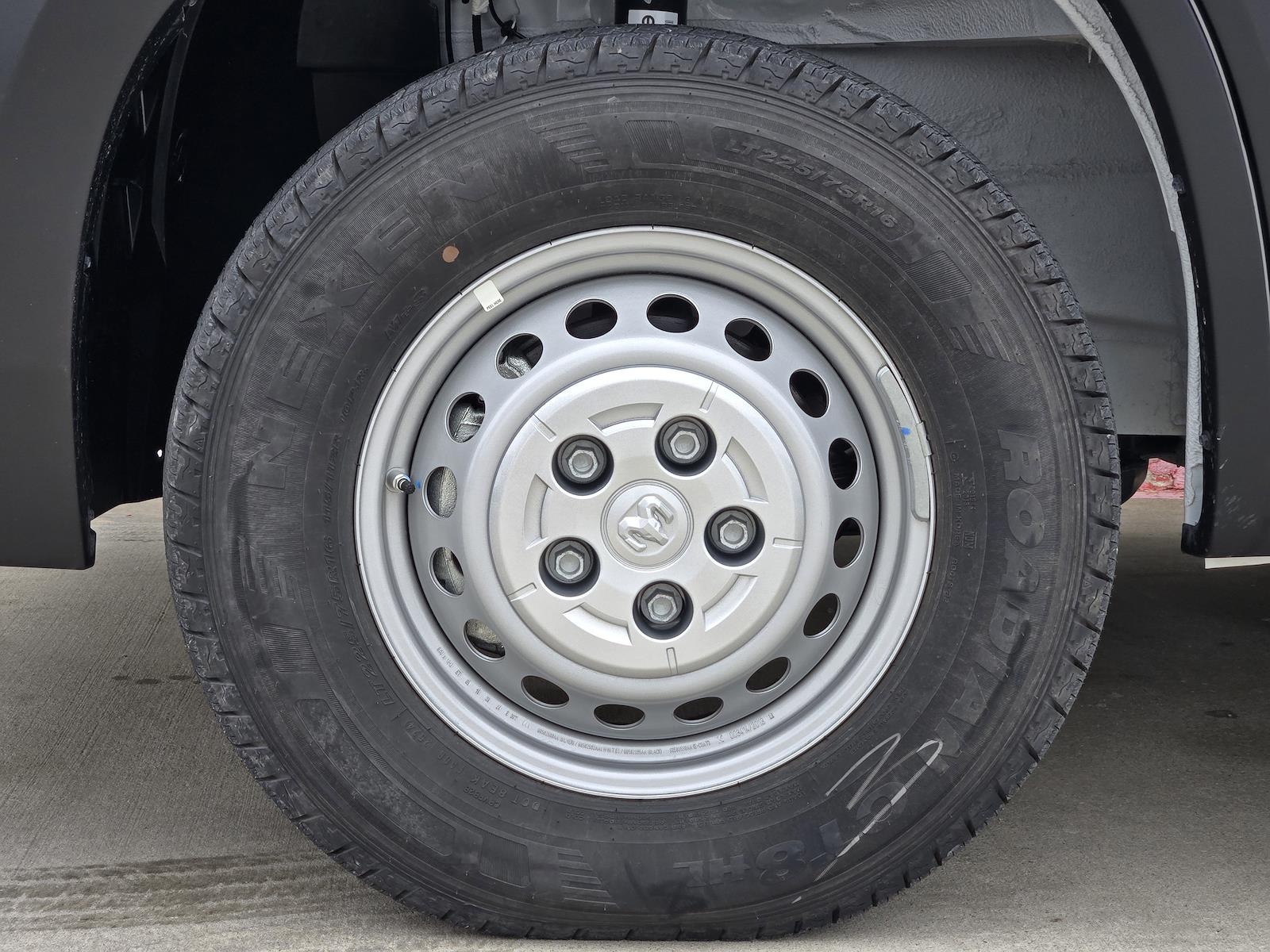 Used 2025 Ram ProMaster 2500 - photo 13