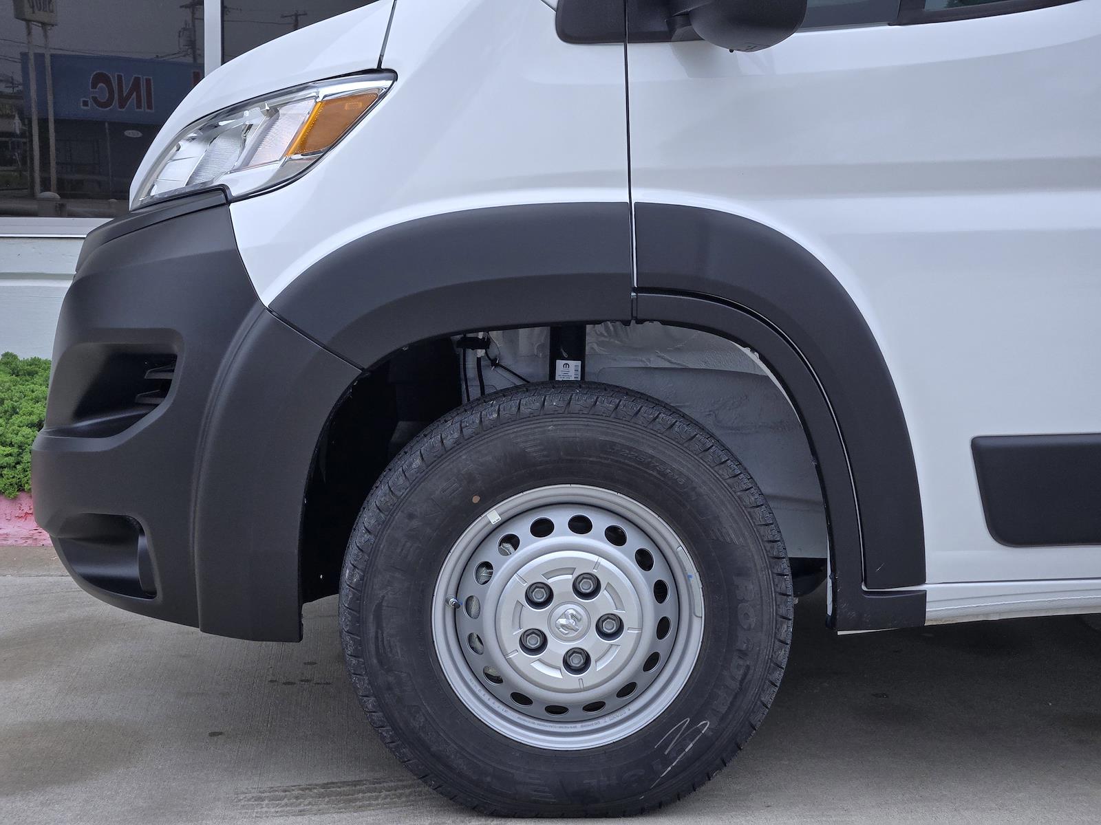 Used 2025 Ram ProMaster 2500 - photo 9