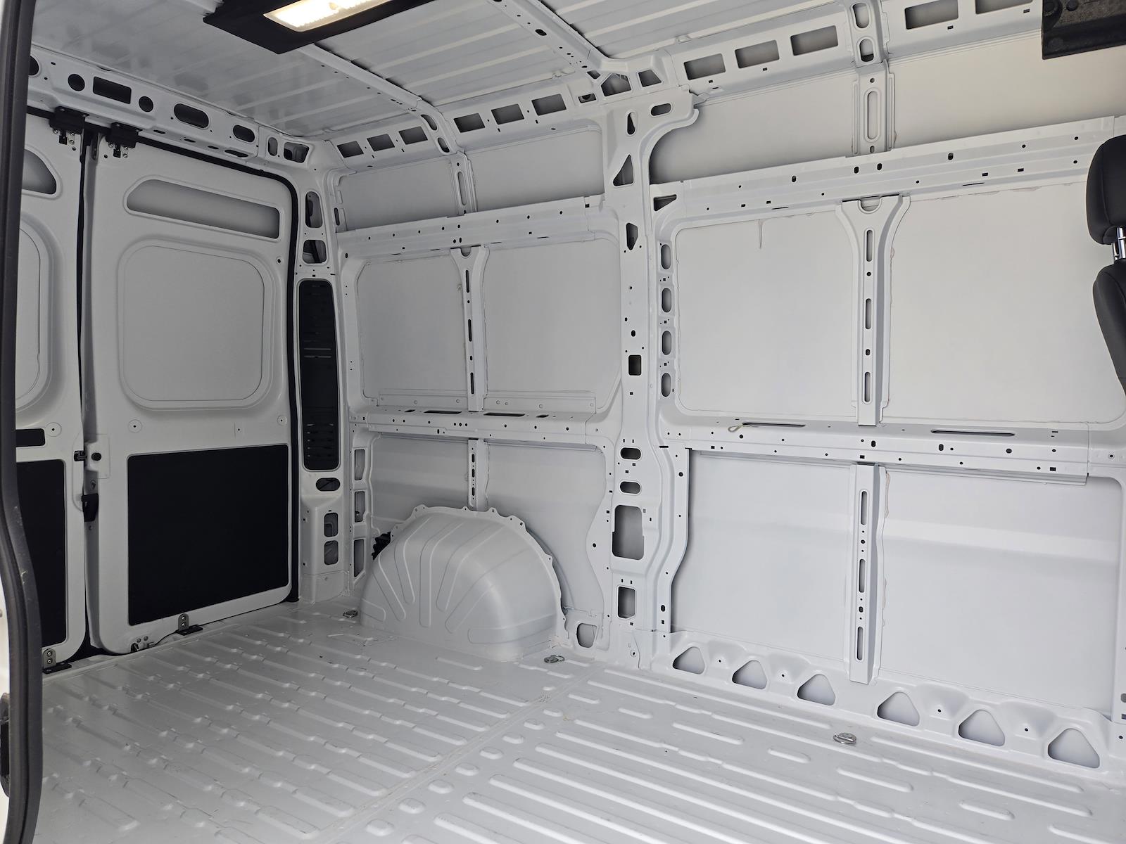 Used 2025 Ram ProMaster 2500 - photo 32