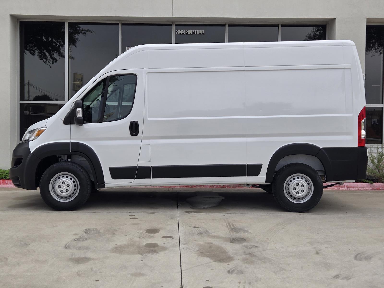 Used 2025 Ram ProMaster 2500 - photo 7