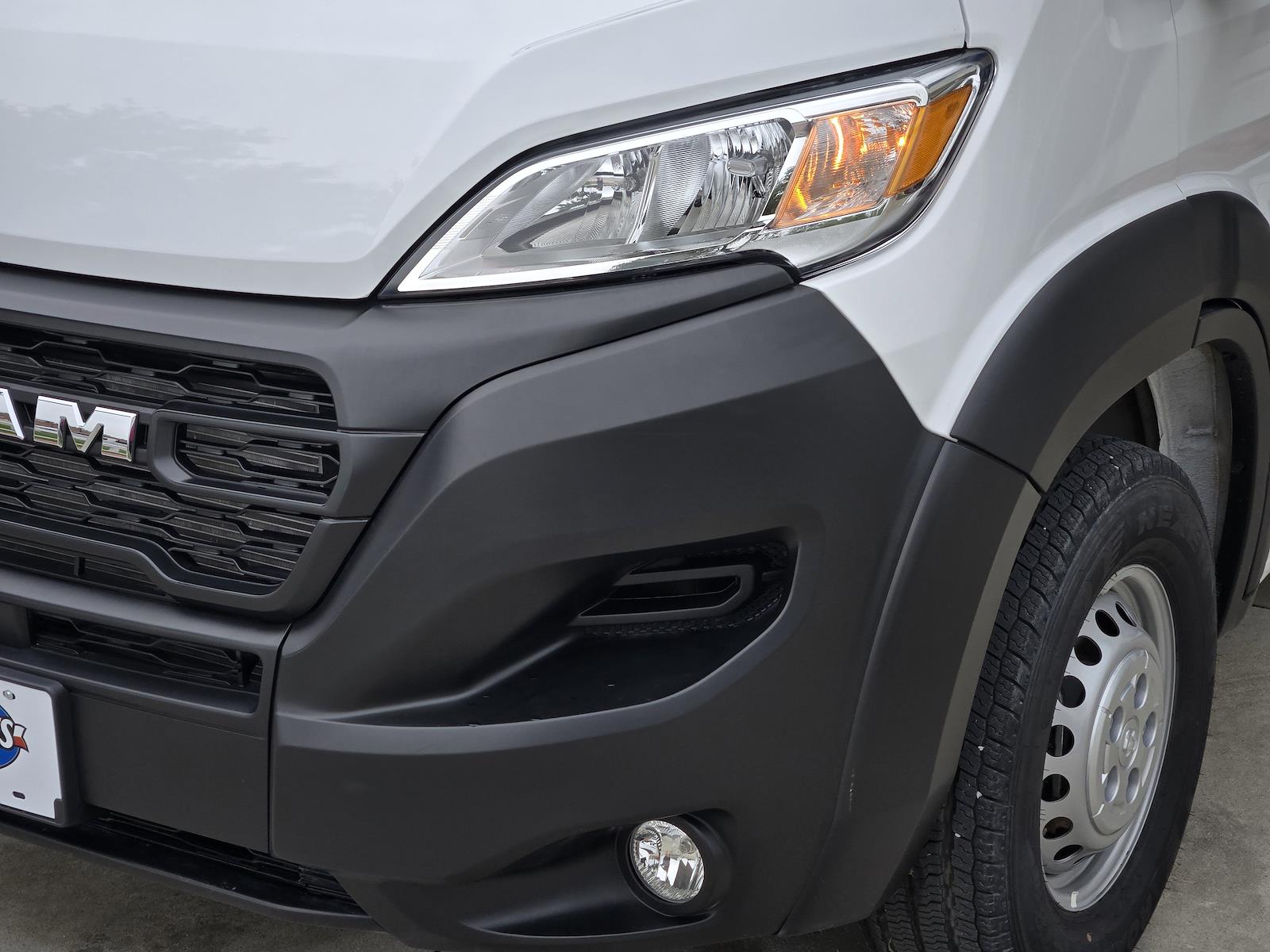 Used 2025 Ram ProMaster 2500 - photo 11