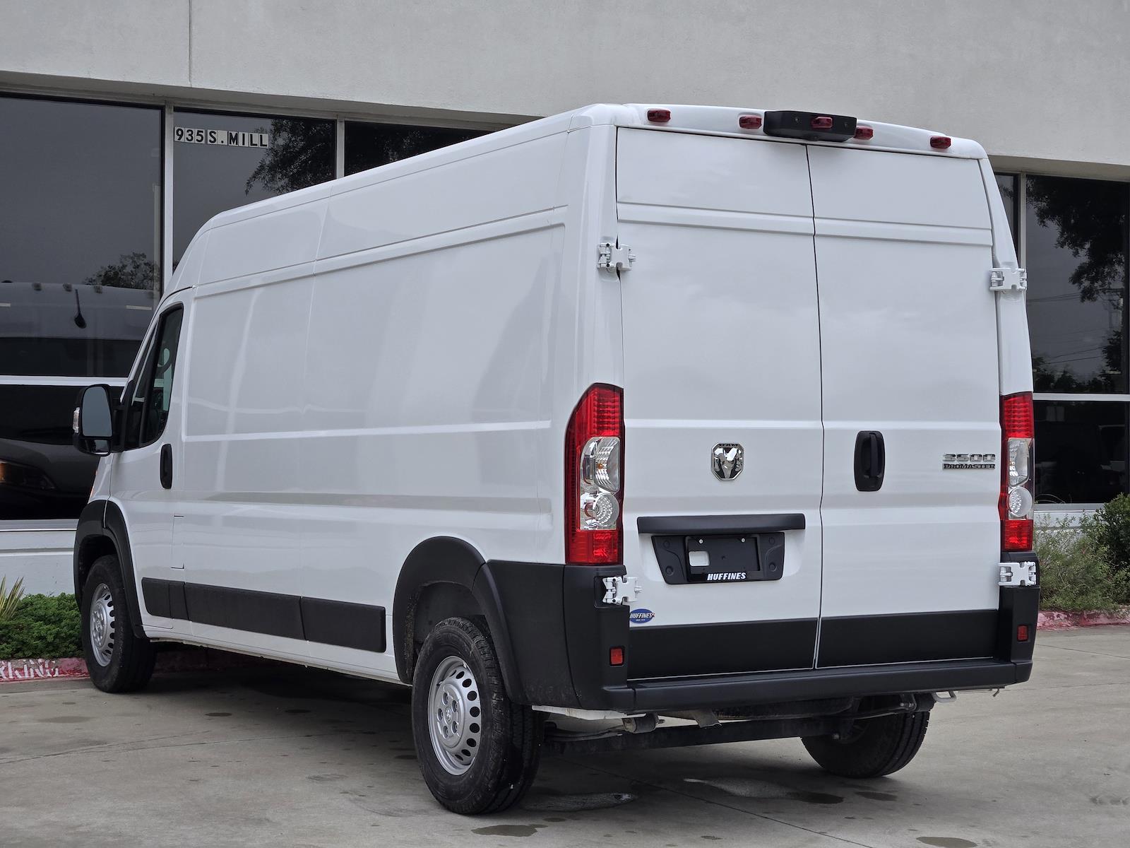 Used 2025 Ram ProMaster 3500 - photo 6