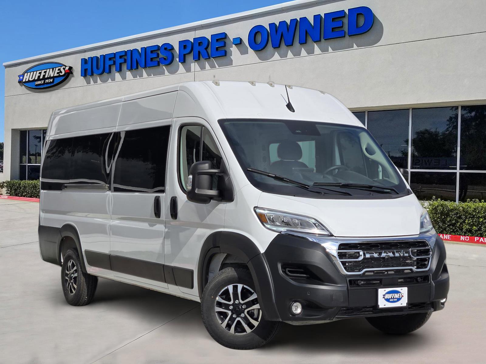 Used 2025 Ram ProMaster 3500 - photo 1