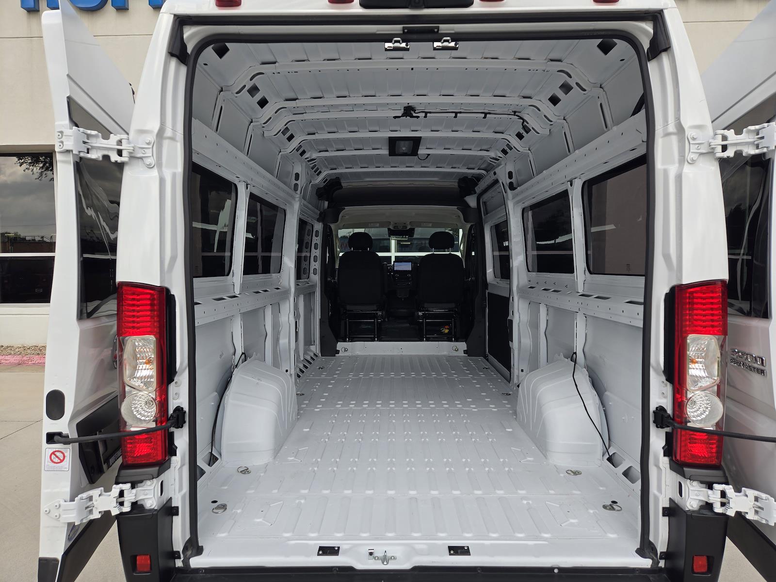 Used 2025 Ram ProMaster 3500 - photo 32