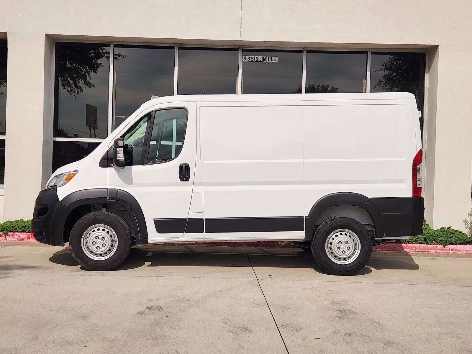 Used 2025 Ram ProMaster 1500 - photo 5