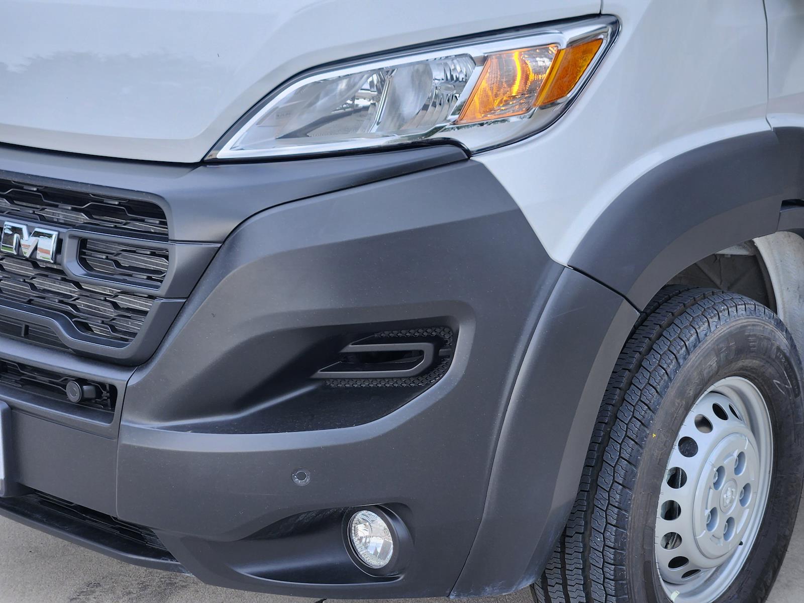 Used 2025 Ram ProMaster 2500 - photo 9