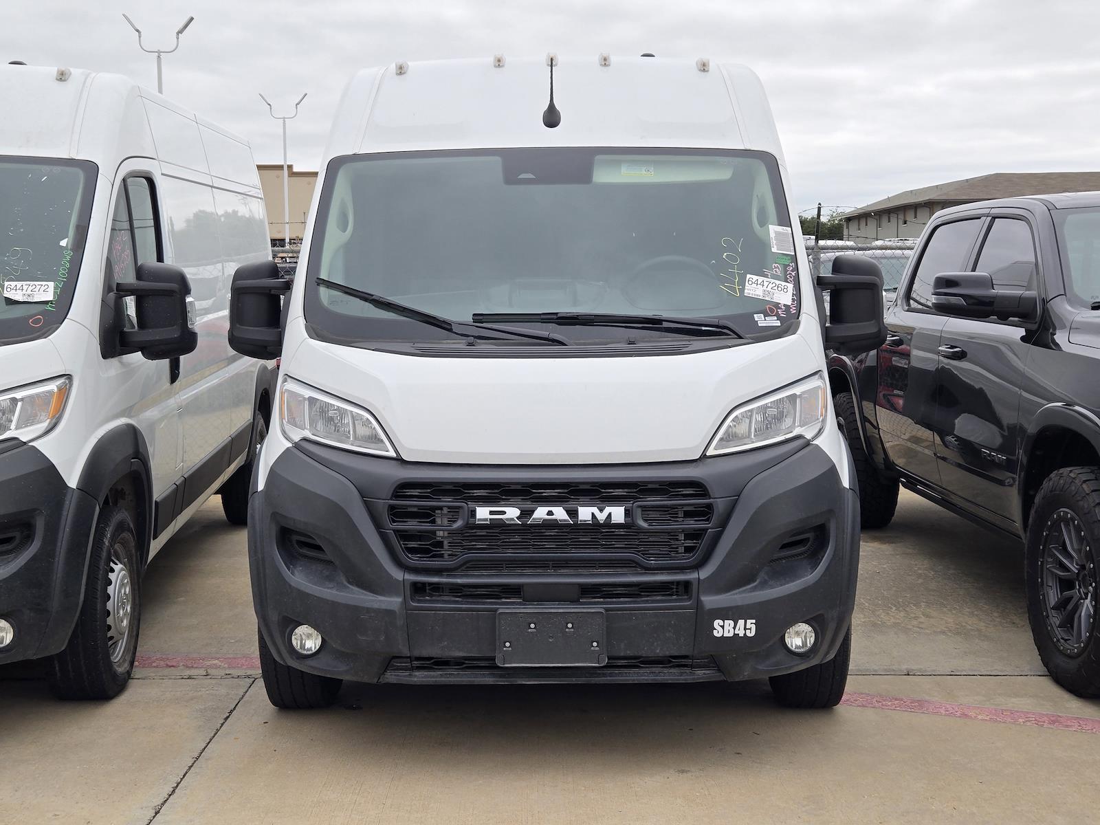 Used 2026 Ram ProMaster 2500 - photo 2