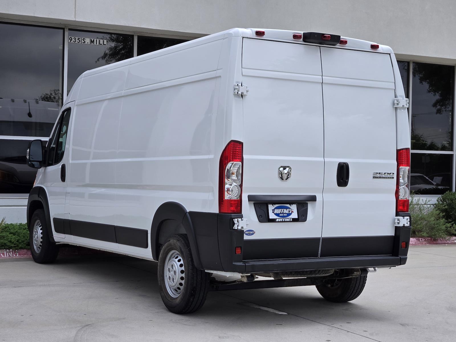 Used 2026 Ram ProMaster 2500 - photo 2
