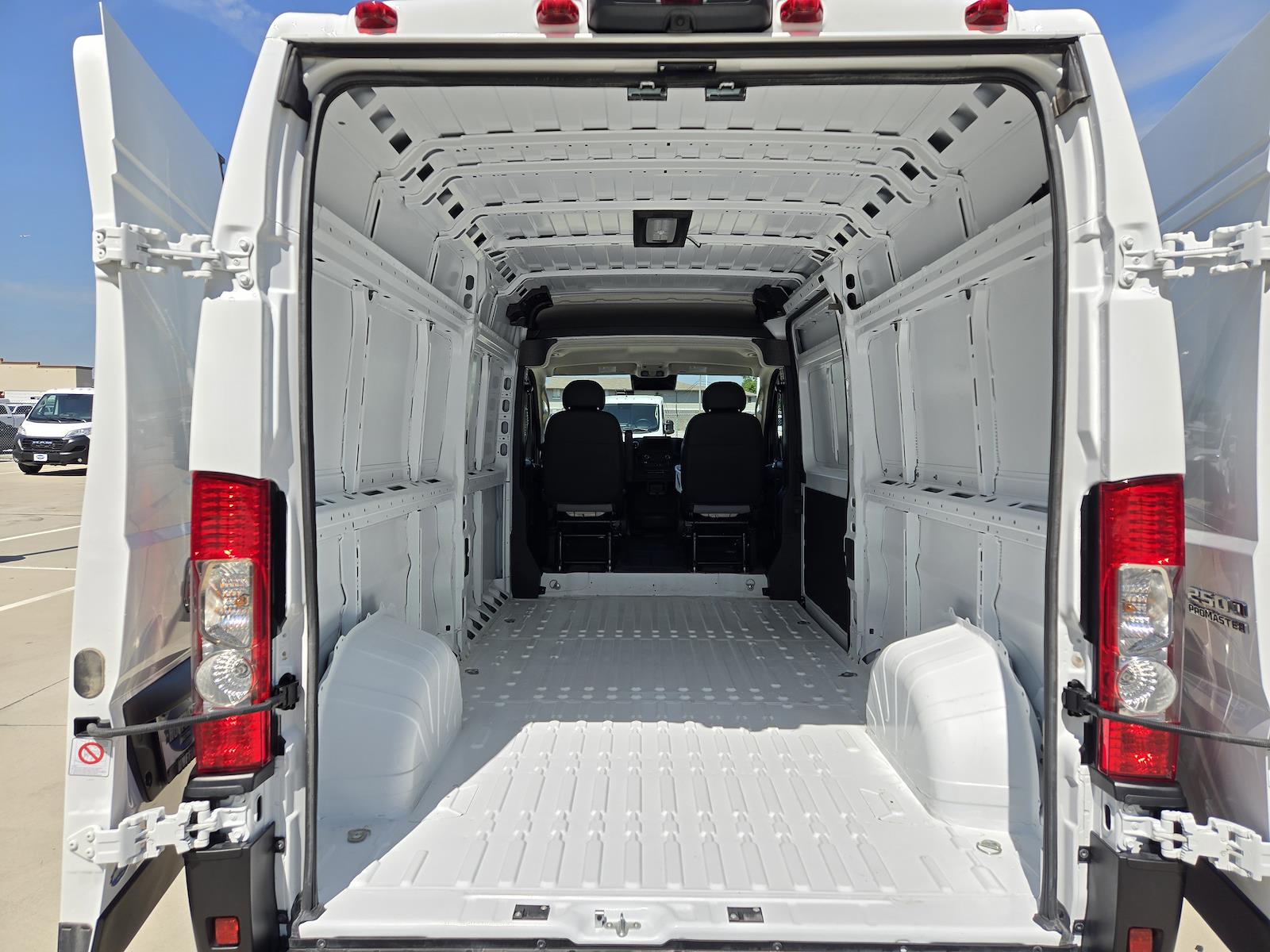 Used 2026 Ram ProMaster 2500 - photo 23