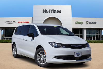 New 2026 Chrysler Voyager - photo 1