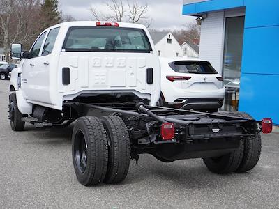 2024 Chevrolet Silverado 5500 Crew Cab DRW 4x2, Cab Chassis for sale #30427 - photo 2