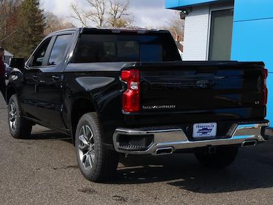 2025 Chevrolet Silverado 1500 Crew Cab 4x4, Pickup for sale #30655 - photo 2