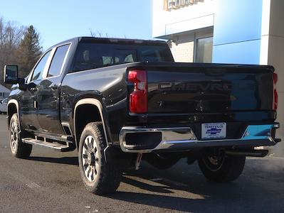 2025 Chevrolet Silverado 2500 Crew Cab 4x4 Pickup for sale #30668 - photo 2